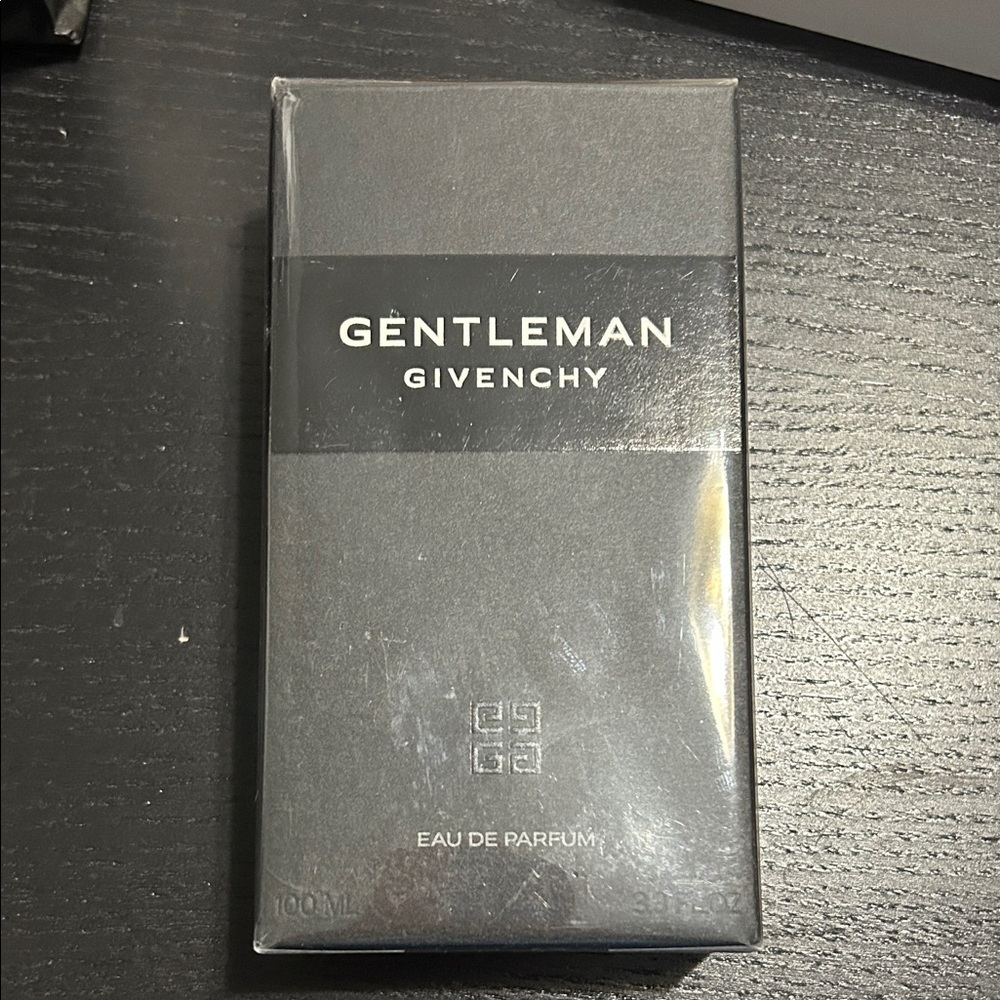 Givenchy Gentleman Eau de Parfum. New in package